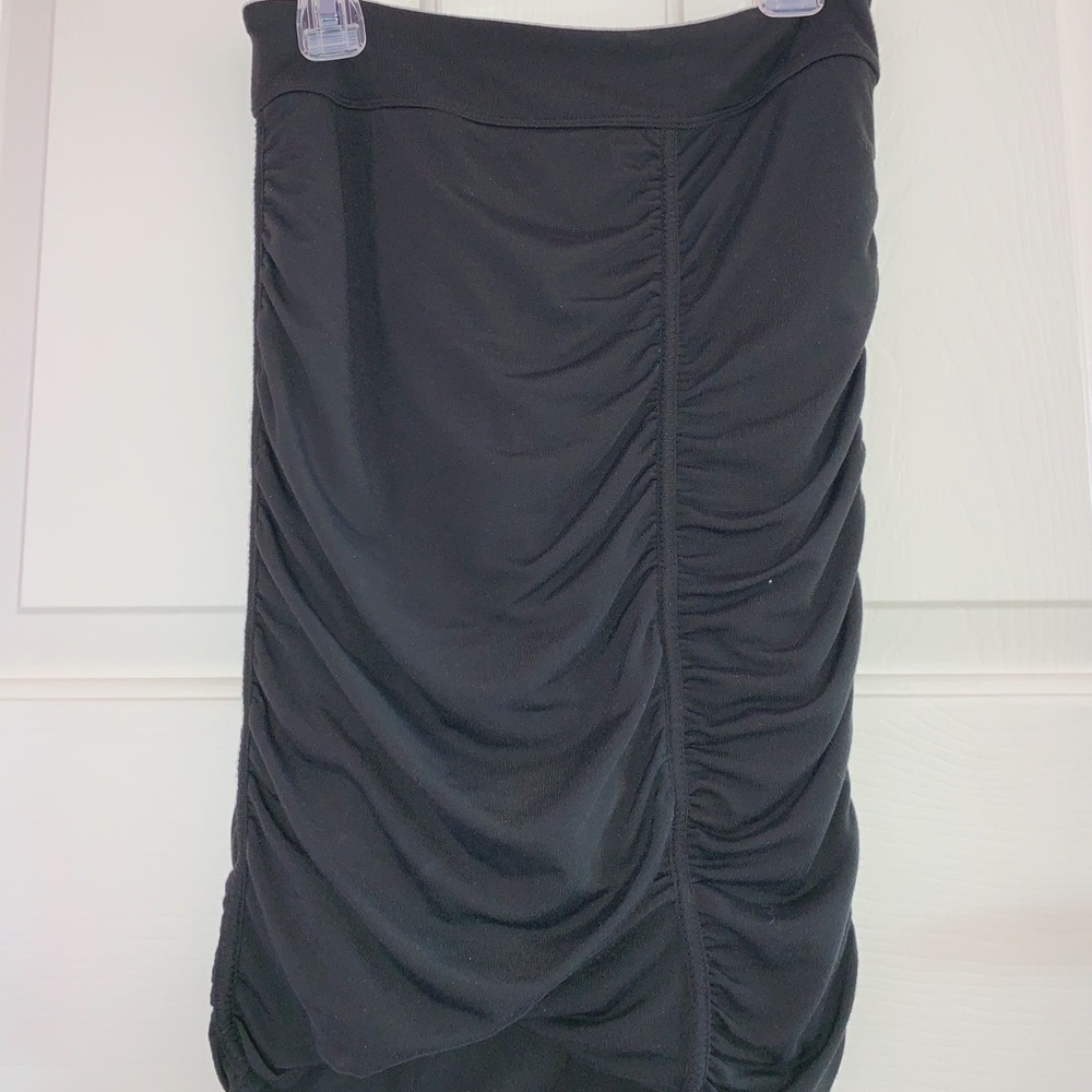 Athleta Form-Fitting Skirt